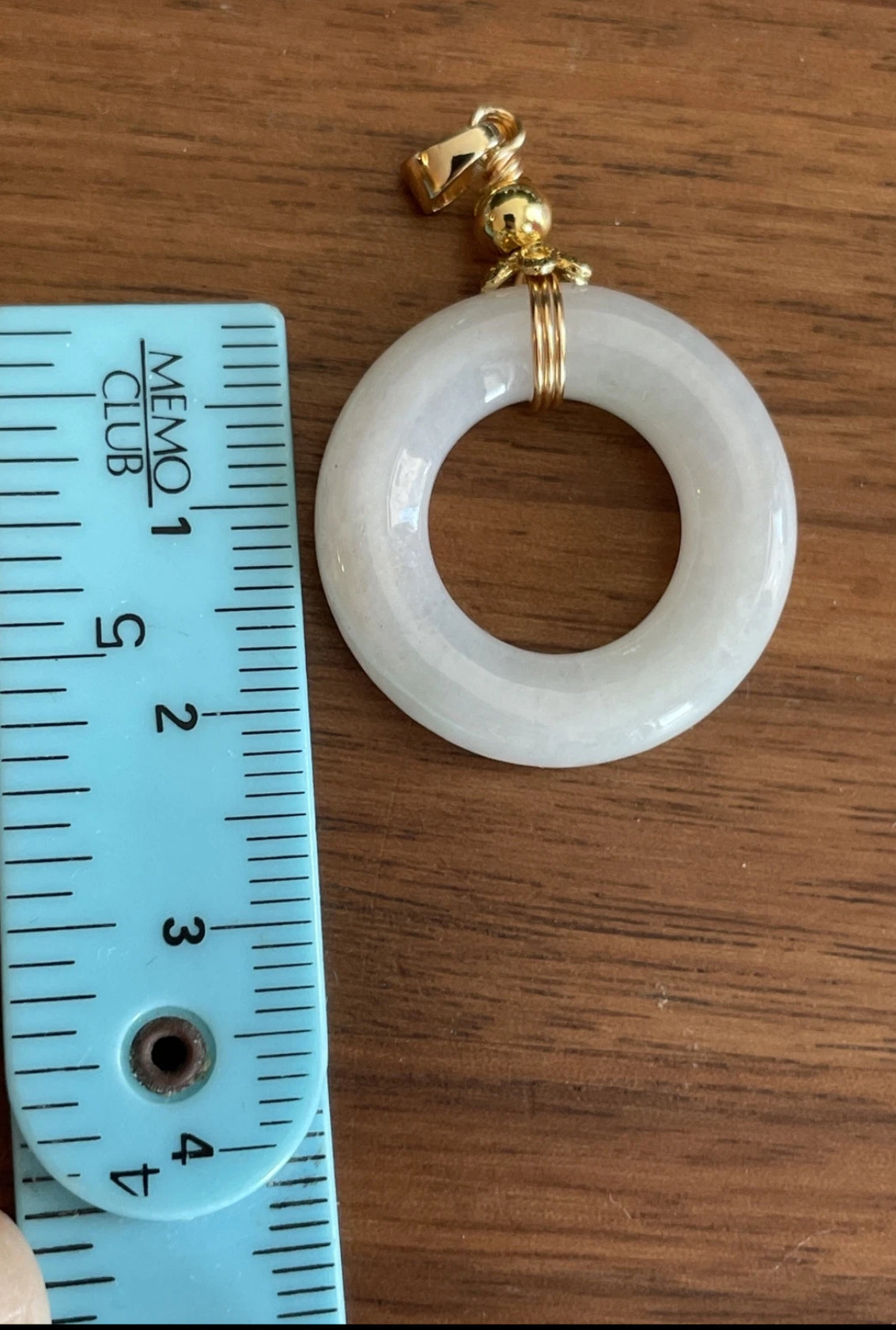 VINTAGE Jadeite Green Jade Round Pi Pendant - Pale Green Y15