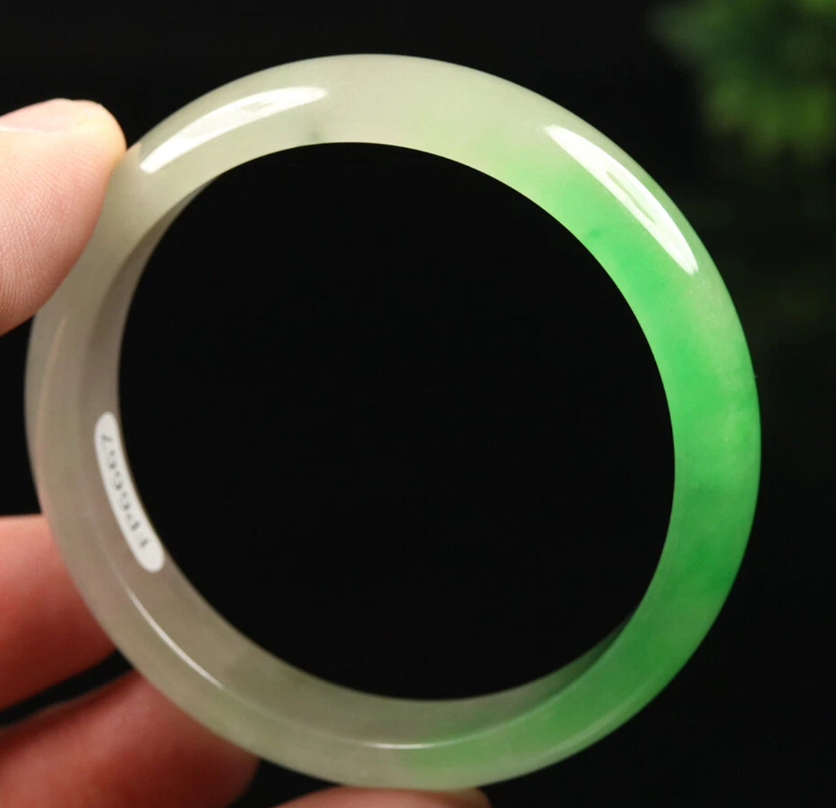 VINTAGE XS Jadeite Icy Green Jade Bangle Size 53mm Unique Ombré Jade Piece U387