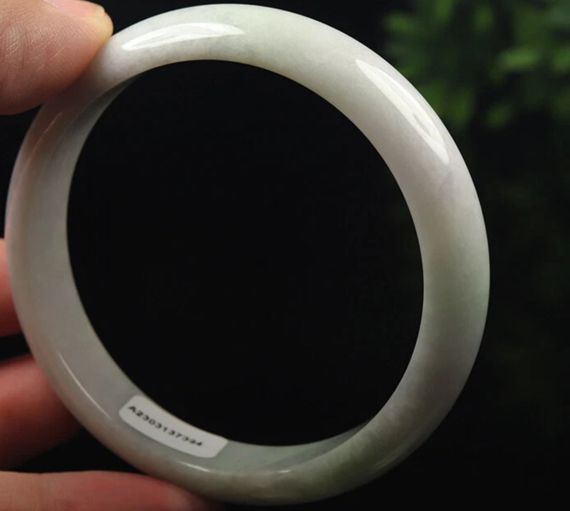 VINTAGE Certified Large Jadeite Lavender Green Jade Bangle Size 60 mm N841 - JazzyJewelbyAmina 