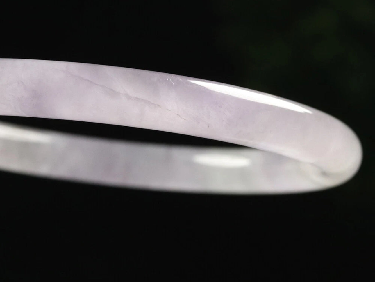 VINTAGE Medium Jadeite Lavender Jade Bangle Size 58MM Round Princess Thin Cut S127 - JazzyJewelbyAmina 
