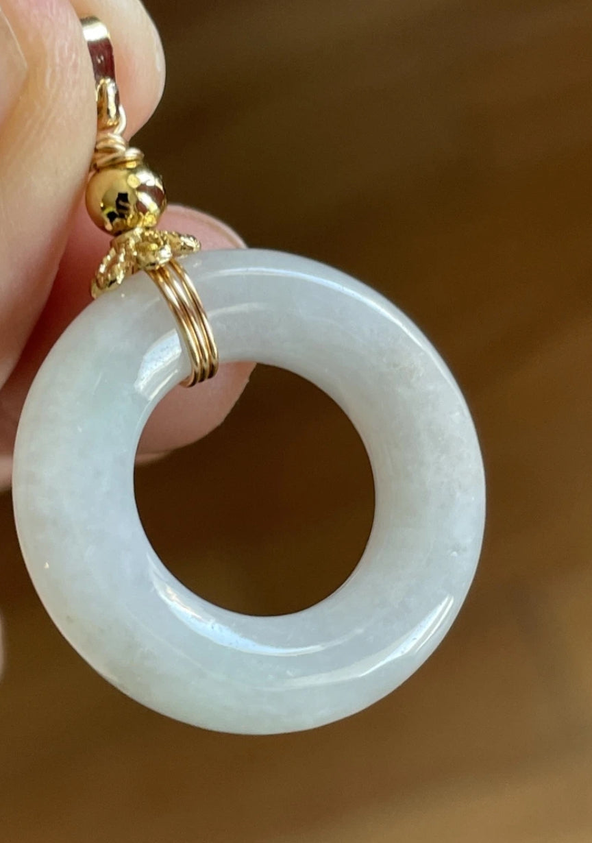 VINTAGE Jadeite Green Jade Round Pi Pendant - Pale Green Y15