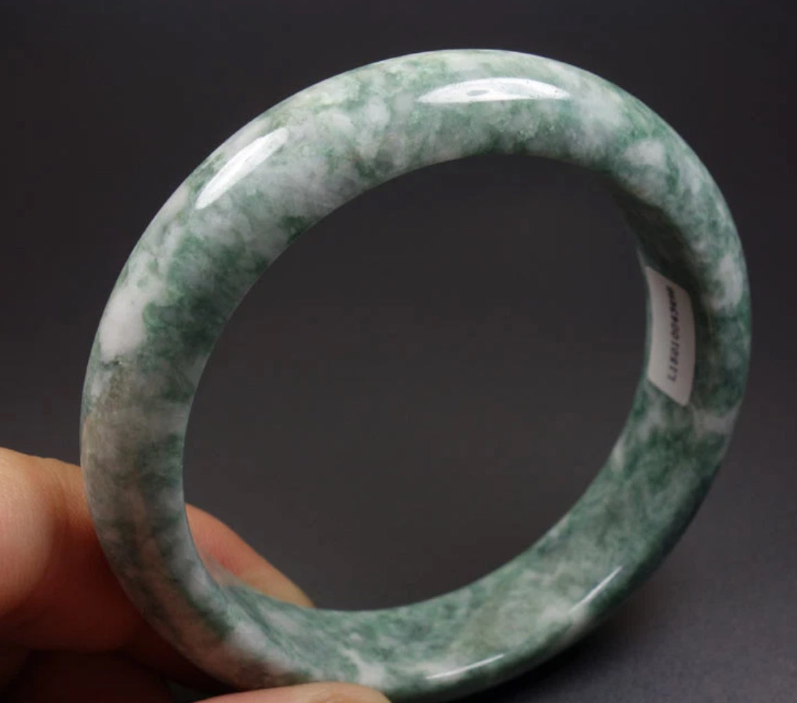 VINTAGE Large Certified Jadiete Green/White Jade Bangle Size 61mm U045