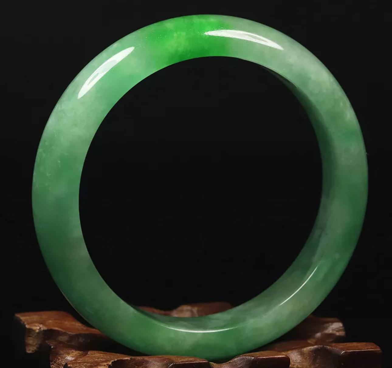VINTAGE Medium Jadeite Green Jade Bangle Size 59 Pop Green! O629 - JazzyJewelbyAmina 