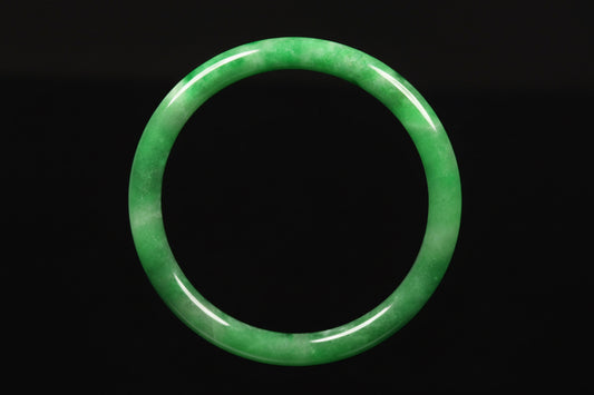 VINTAGE Medium Jadeite Green Jade Bangle Size 59mm Round Princess Cut Imperial Green Jade U3141 - JazzyJewelbyAmina 