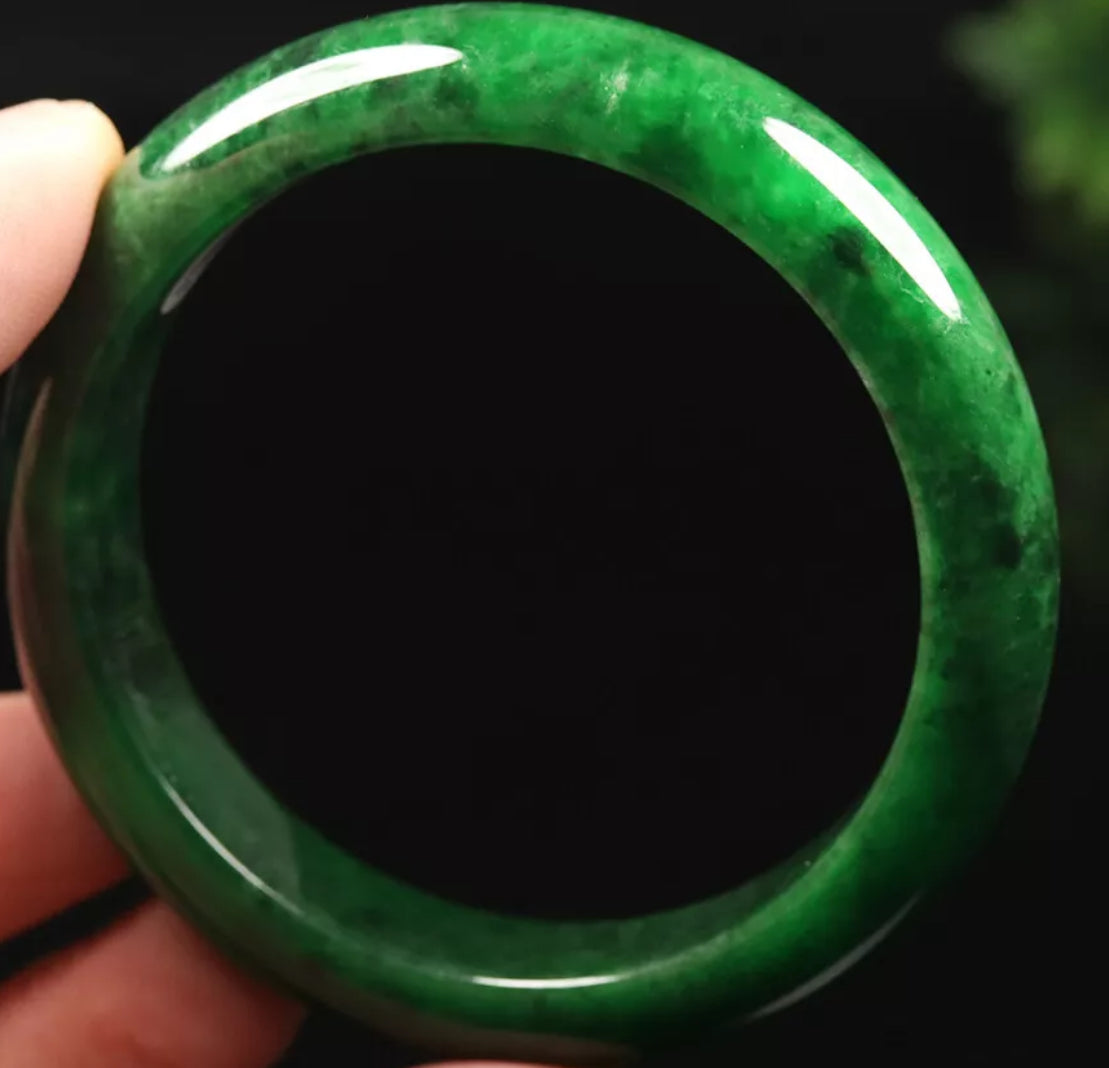 VINTAGE Medium Jadeite Green Jade Bangle Size 58mm Emerald Green Jade Y637