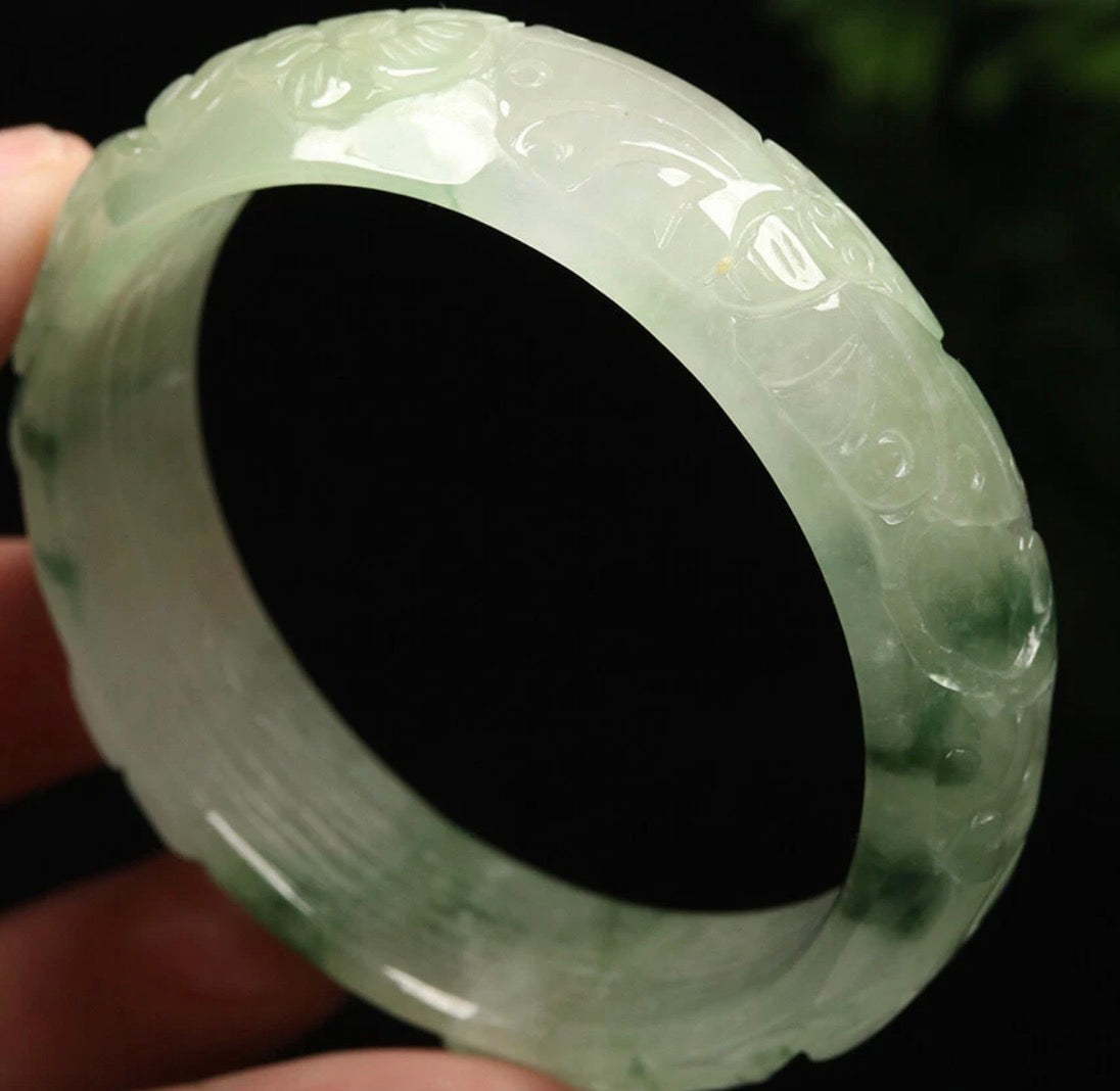 VINTAGE Jadeite Green/White Jade Bangle Hand-carved Flower Bat Butterfly Size 56 MM S921