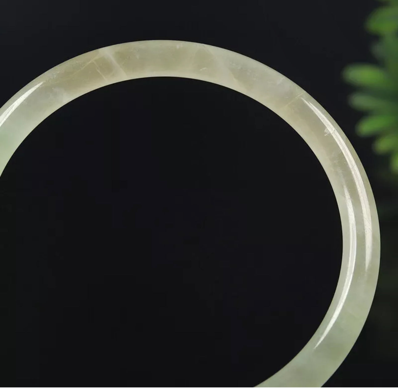 VINTAGE Medium Jadeite Icy Green Jade Bangle Size 5mm A23 - JazzyJewelbyAmina 