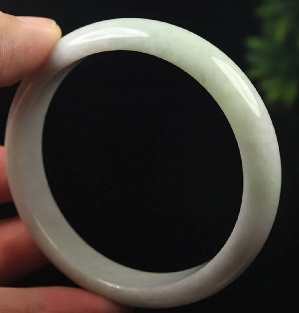 VINTAGE Certified Large Jadeite Lavender Green Jade Bangle Size 60 mm N841 - JazzyJewelbyAmina 