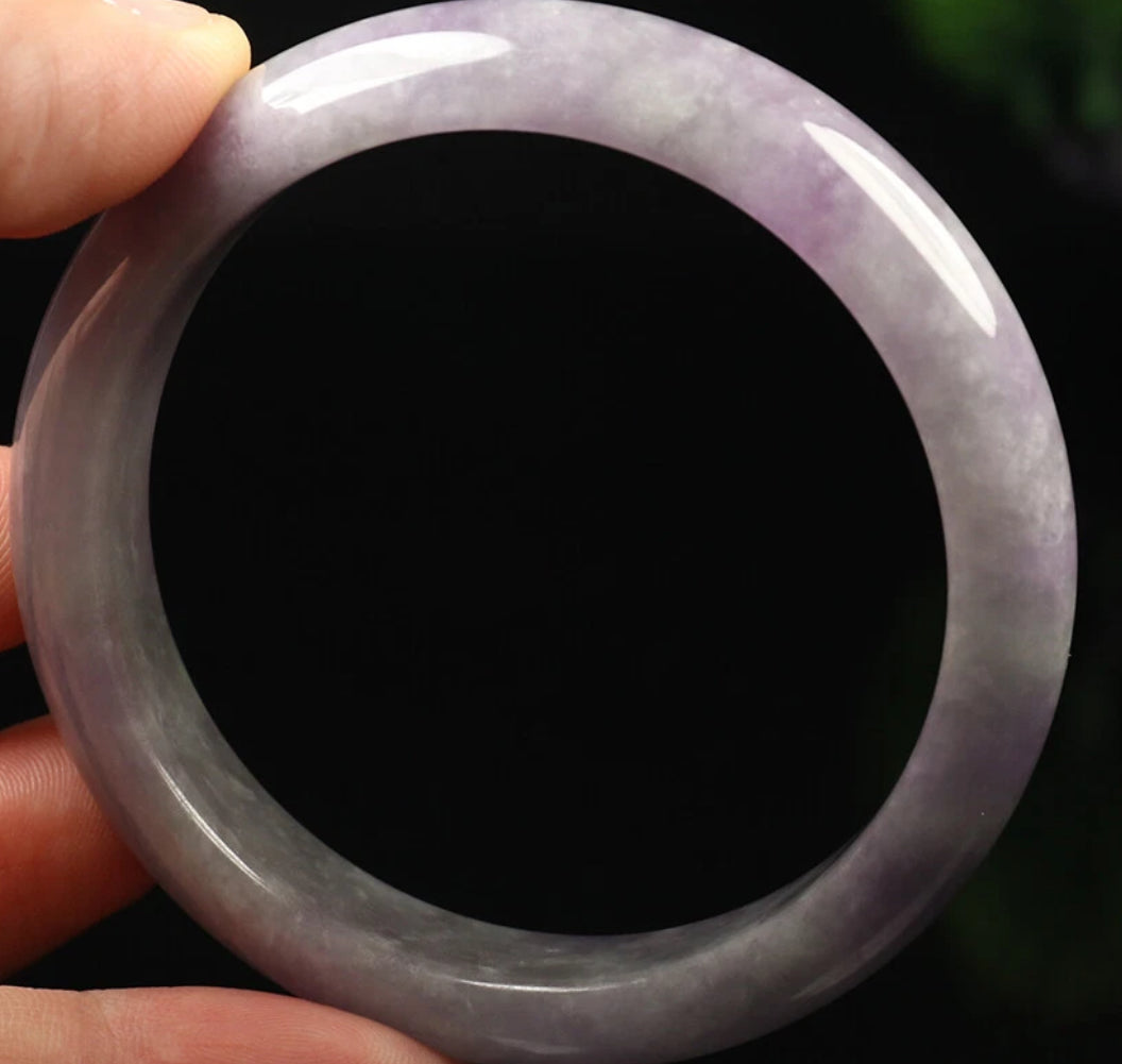 VINTAGE Medium Jadeite Lavender Jade Bangle from Myanmar Size 57mm U707