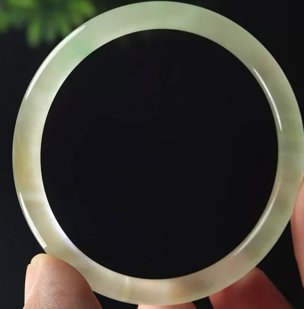 VINTAGE Medium Jadeite Icy Green Jade Bangle Size 5mm A23 - JazzyJewelbyAmina 