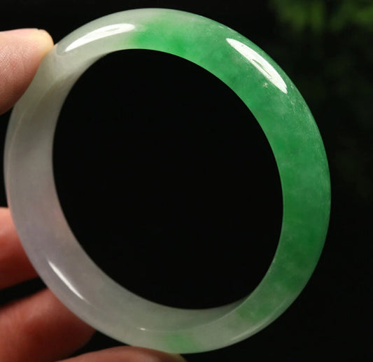 VINTAGE Small Jadeite Green/Lavender Jade Bangle Size 56 MM White Lavender ICY Jade! G665 - JazzyJewelbyAmina 