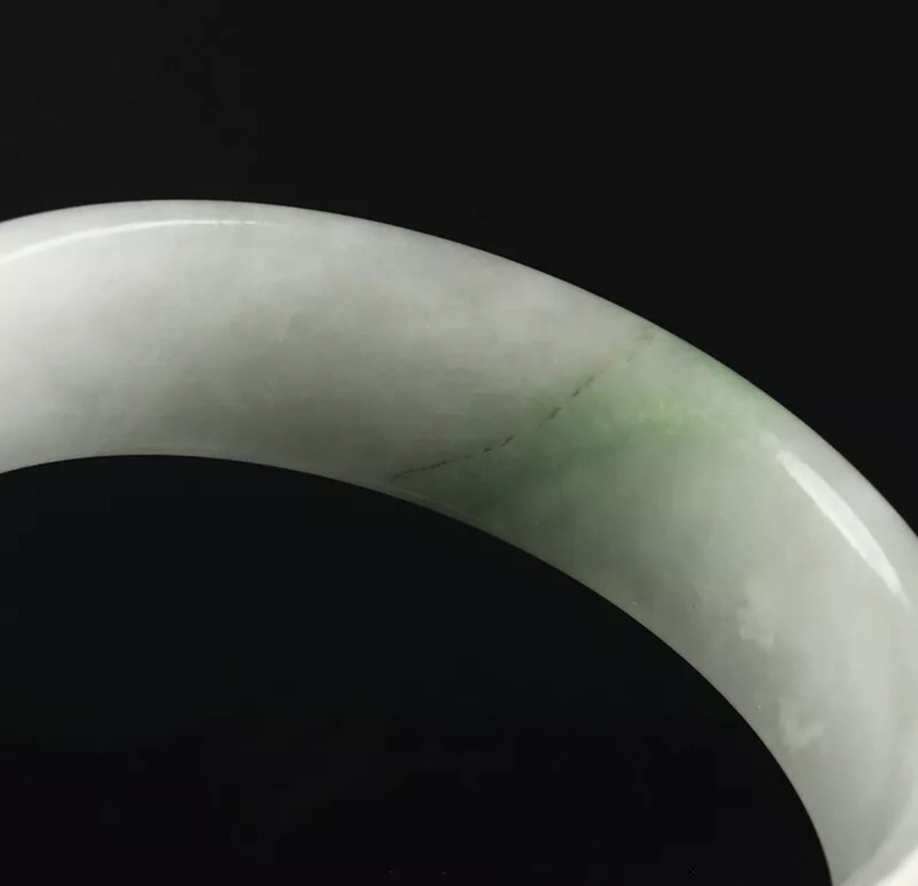 VINTAGE Large Jadeite Green/White Jade Bangle Size 60mm O1015 - JazzyJewelbyAmina 