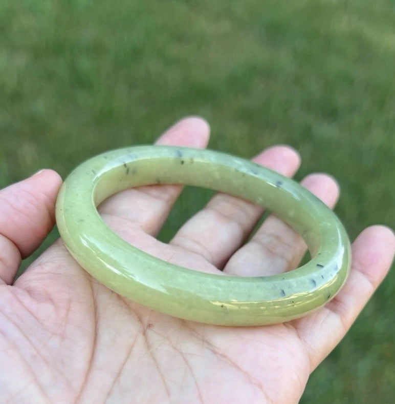 VINTAGE Large Nephrite Yellow/Green Certified Jade Bangle Size 60MM S924