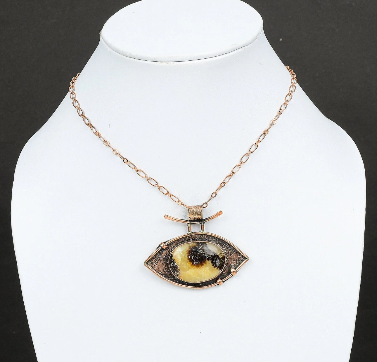 VINTAGE Oval Root Chakra Septarian Gemstone Bezel Artisan Pendant Copper