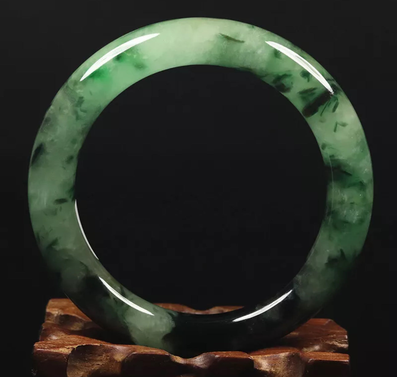 VINTAGE Medium Jadeite Green / Black Jade Bangle Size 57mm Round Princess Cut O533 - JazzyJewelbyAmina 
