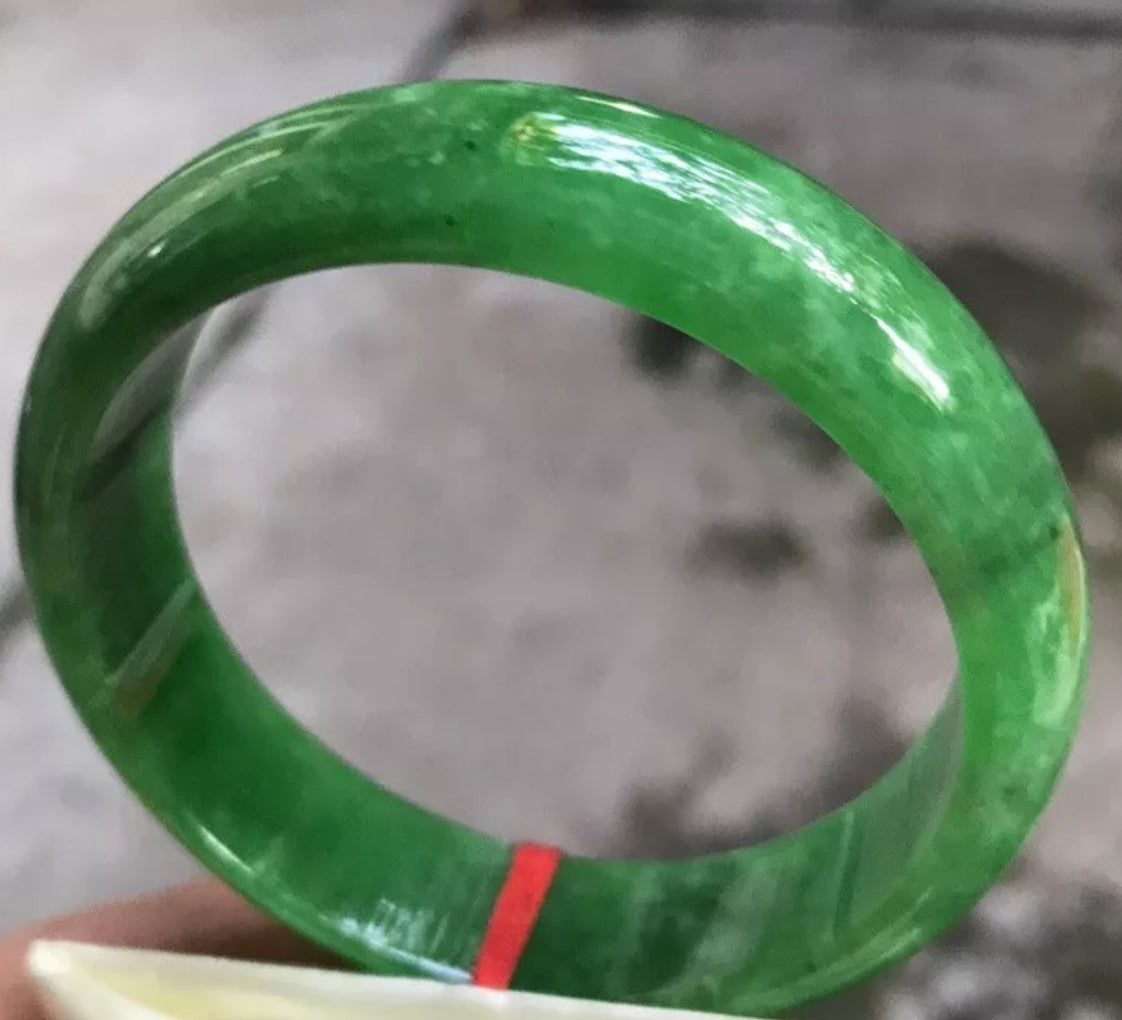 VINTAGE Large Jadeite Green Jade Bangle Size 60mm Emerald Green Jade D - JazzyJewelbyAmina 