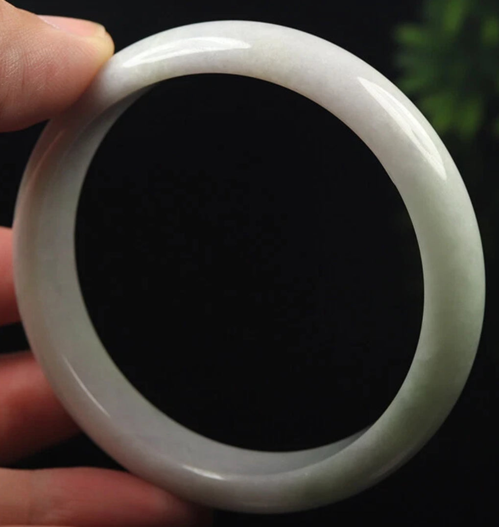 VINTAGE Certified Large Jadeite Lavender Green Jade Bangle Size 60 mm N841 - JazzyJewelbyAmina 