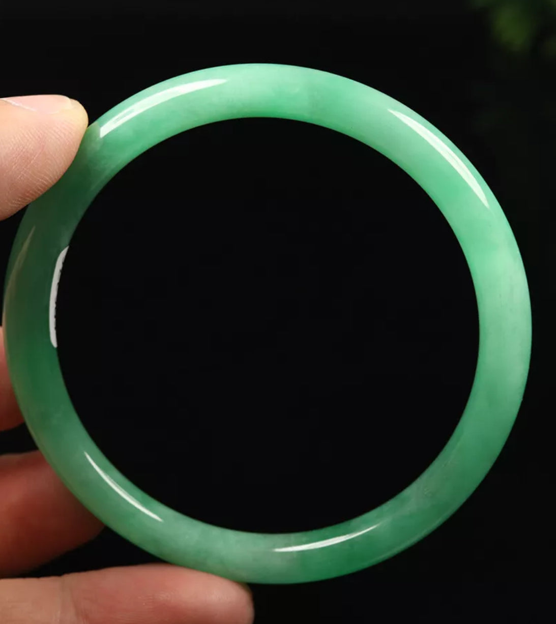 VINTAGE Large Jadeite Green Jade Bangle Round Princess Thin Cut Size 60mm Y376 - JazzyJewelbyAmina 