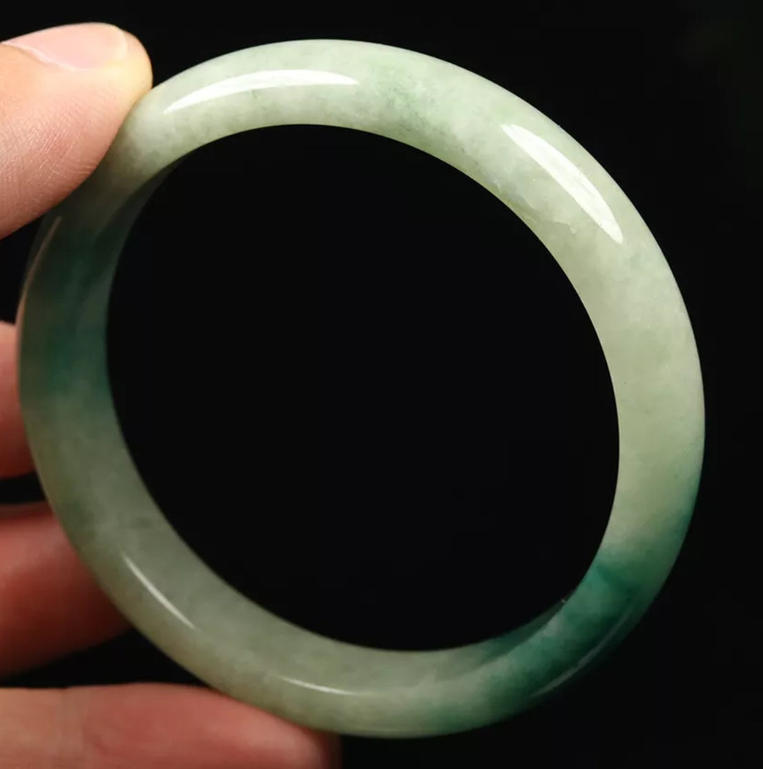 VINTAGE Small Jadeite Green Jade Bangle Size 56mm U584 - JazzyJewelbyAmina 