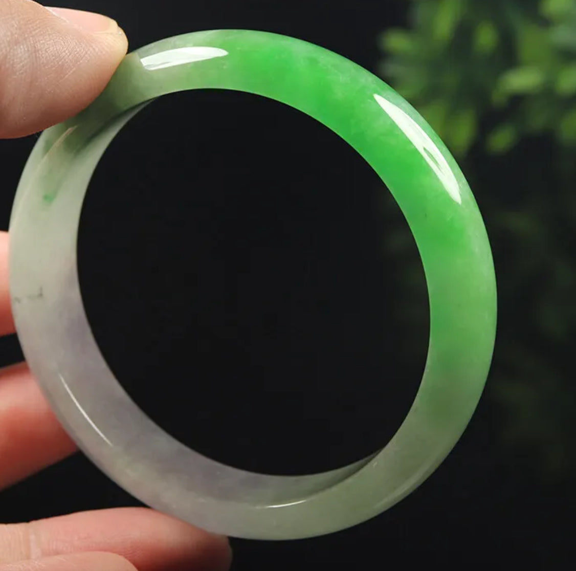 VINTAGE Small Jadeite Light Lavender Jade Bangle Size 56mm Unique Jade Piece! A519 - JazzyJewelbyAmina 