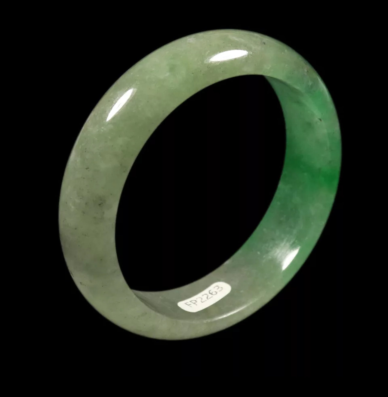 VINTAGE Small Jadeite Green Jade Bangle Size 55mm Ombré Jade O579 - JazzyJewelbyAmina 