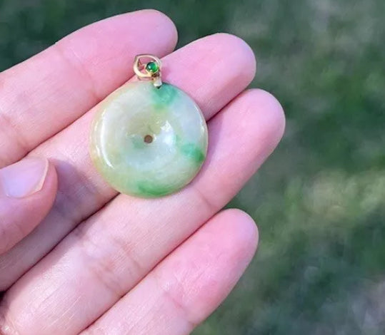 VINTAGE Jadeite 18m Yellow Gold Jade Pi Disc Pendant (chain not included) Certified - JazzyJewelbyAmina 