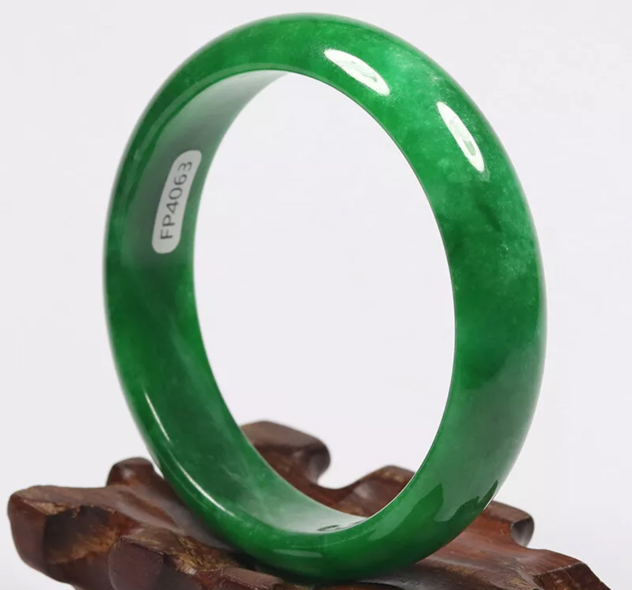 VINTAGE Medium Jadeite Green Jade Bangle Size 59mm A179 Emerald Green Jade! - JazzyJewelbyAmina 