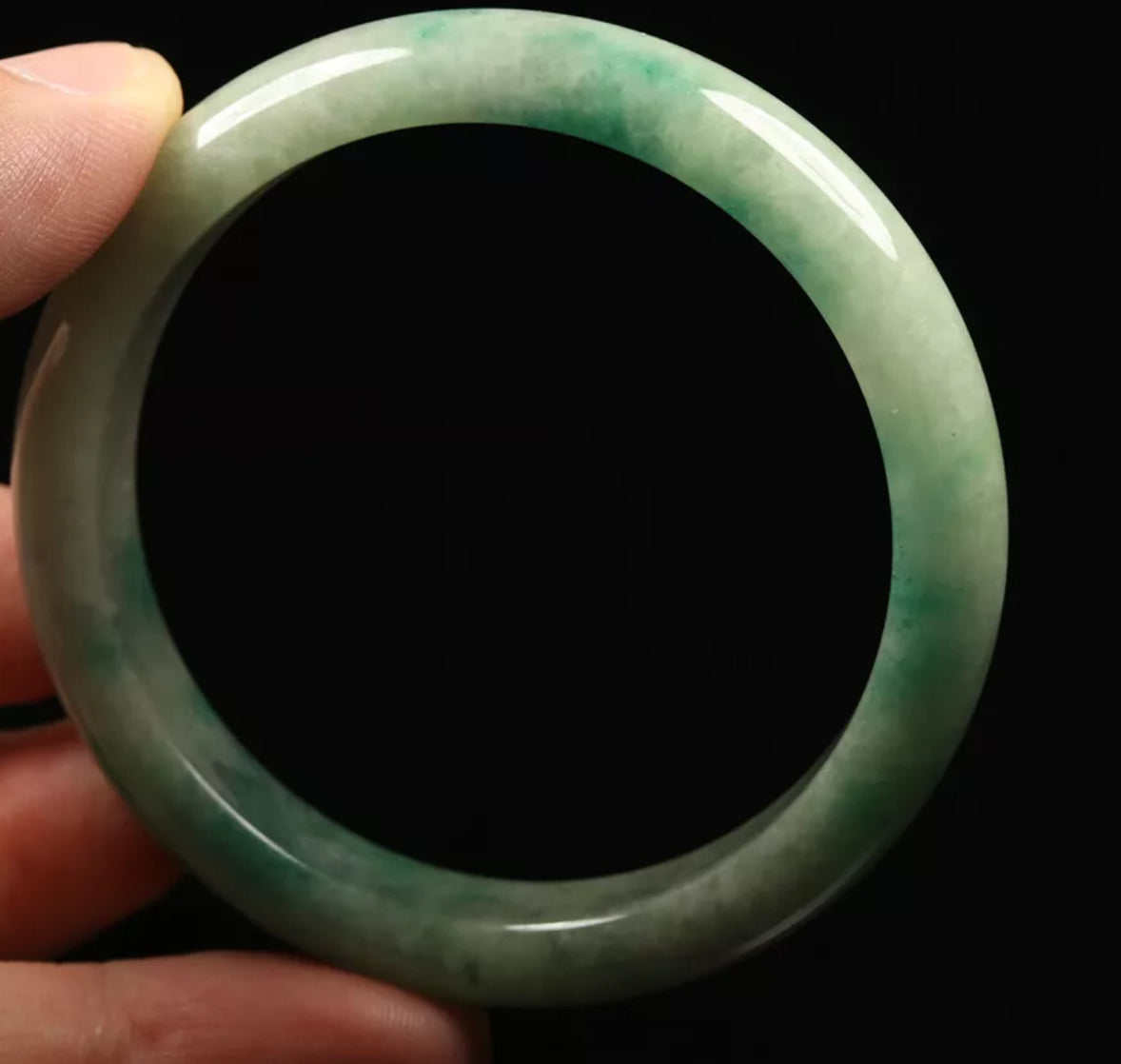 VINTAGE Small Jadeite Green/White Jade Bangle Size 56mm O581 - JazzyJewelbyAmina 