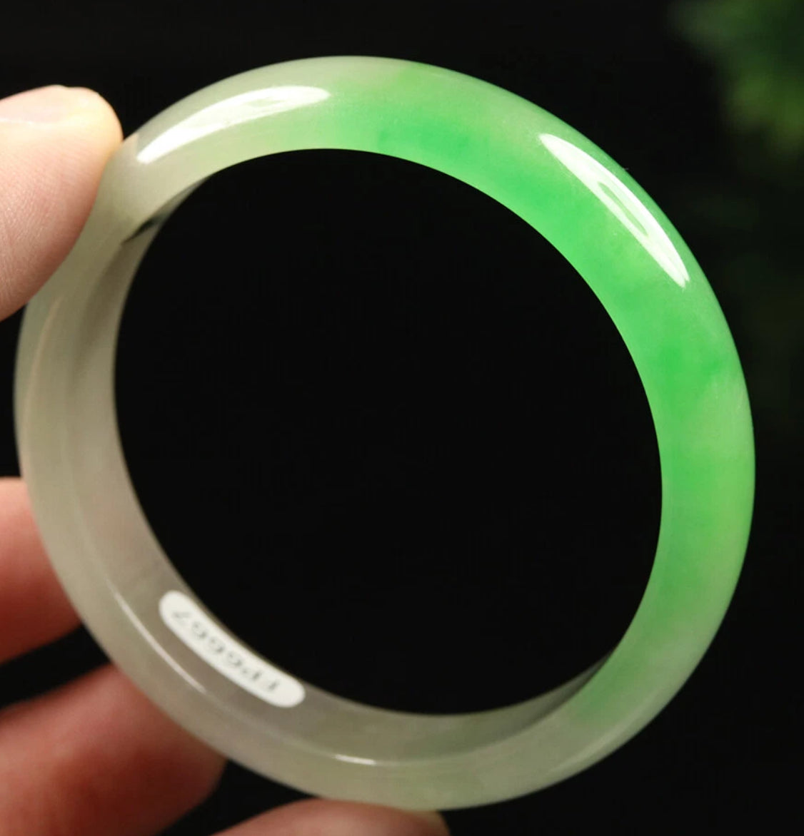 VINTAGE XS Jadeite Icy Green Jade Bangle Size 53mm Unique Ombré Jade Piece U387