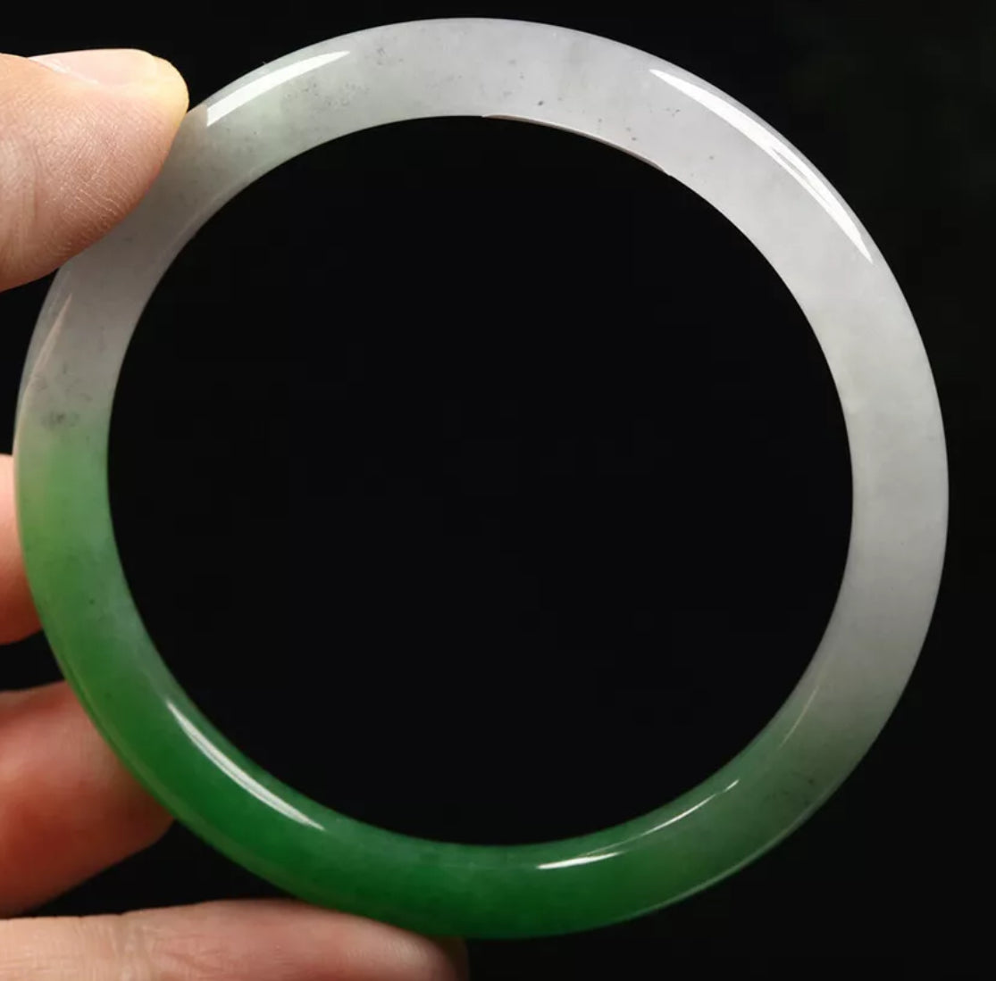 VINTAGE Medium Jadeite White Lavender Green Jade Bangle Size 58mm N465 - JazzyJewelbyAmina 