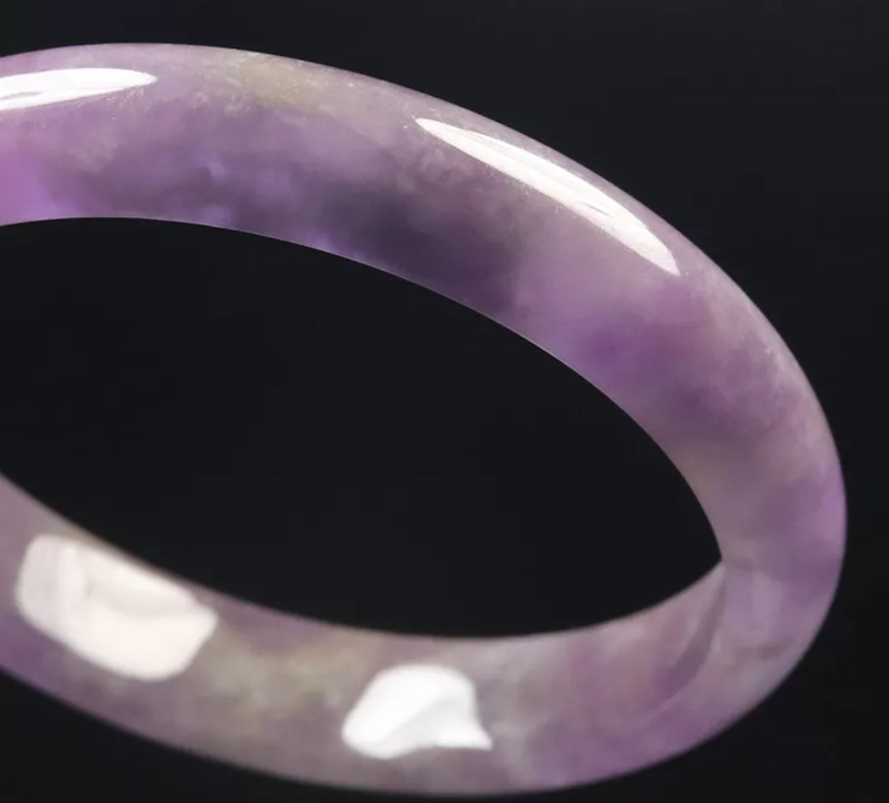 VINTAGE Small Jade Lavender Bangle Size 56mm O687 - JazzyJewelbyAmina 