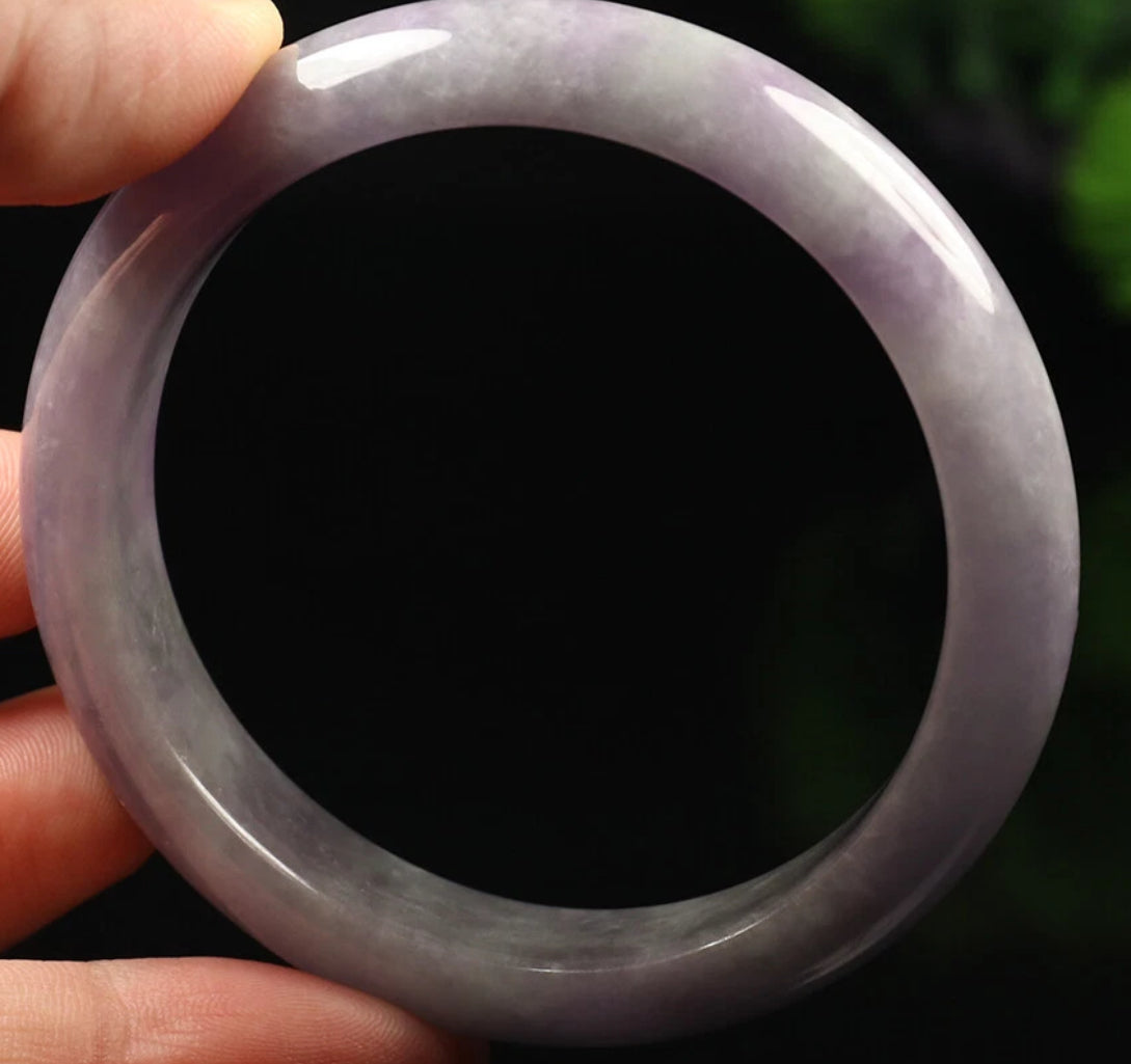 VINTAGE Medium Jadeite Lavender Jade Bangle from Myanmar Size 57mm U707