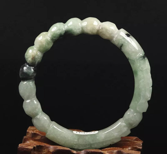 VINTAGE Medium Jadeite Green Jade Bangle Handcarved Dragons Size 58mm S499 - JazzyJewelbyAmina 