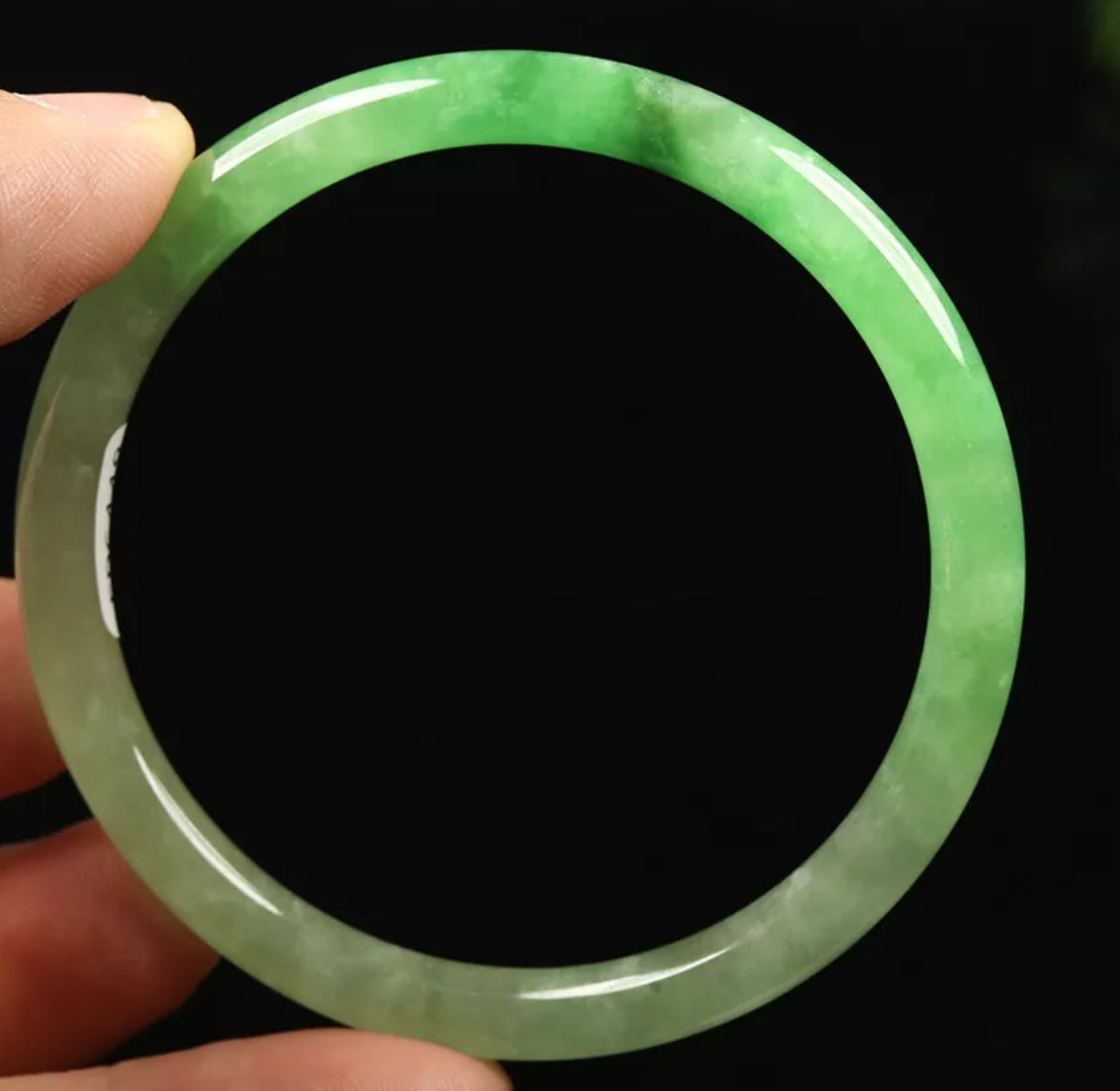 VINTAGE Small Jadeite Icy Green Jade Bangle Size 5m Y448 Round Princess Thin Cut! - JazzyJewelbyAmina 