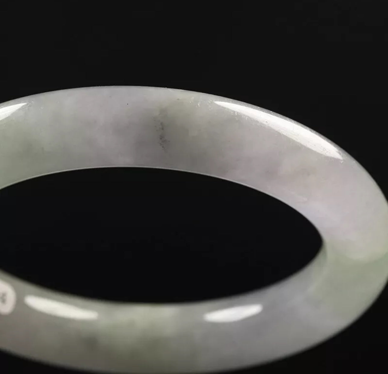 VINTAGE Small Jade Green Jade Bangle Size 56mm Round Princess Cut Chunky A661 - JazzyJewelbyAmina 