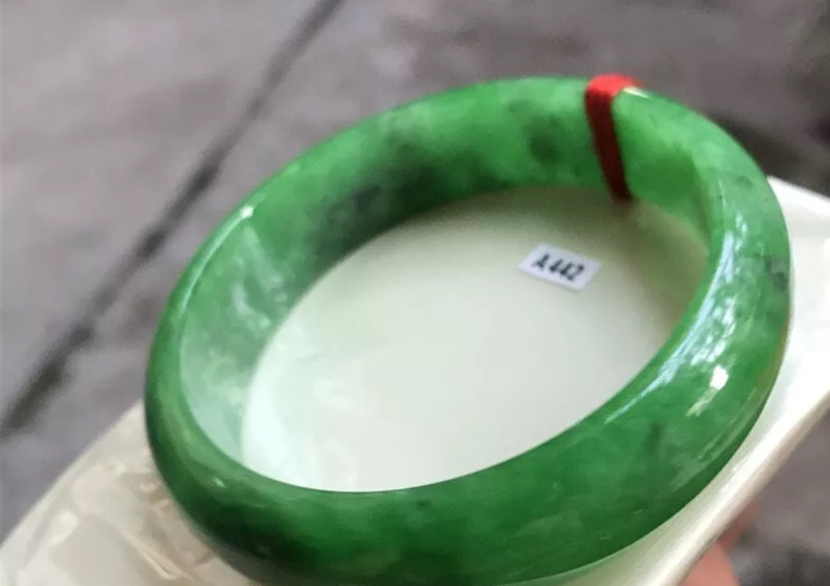 VINTAGE Large Jadeite Green Jade Bangle Size 60mm Emerald Green Jade D - JazzyJewelbyAmina 
