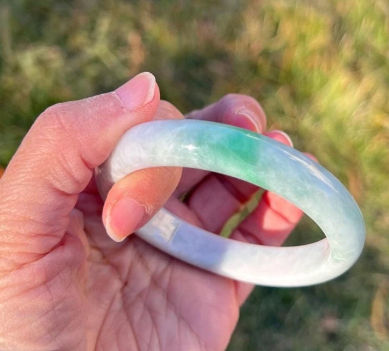 VINTAGE GIA Certified Green/Lavender Jade Bangle Size 56 mm J453 - JazzyJewelbyAmina 