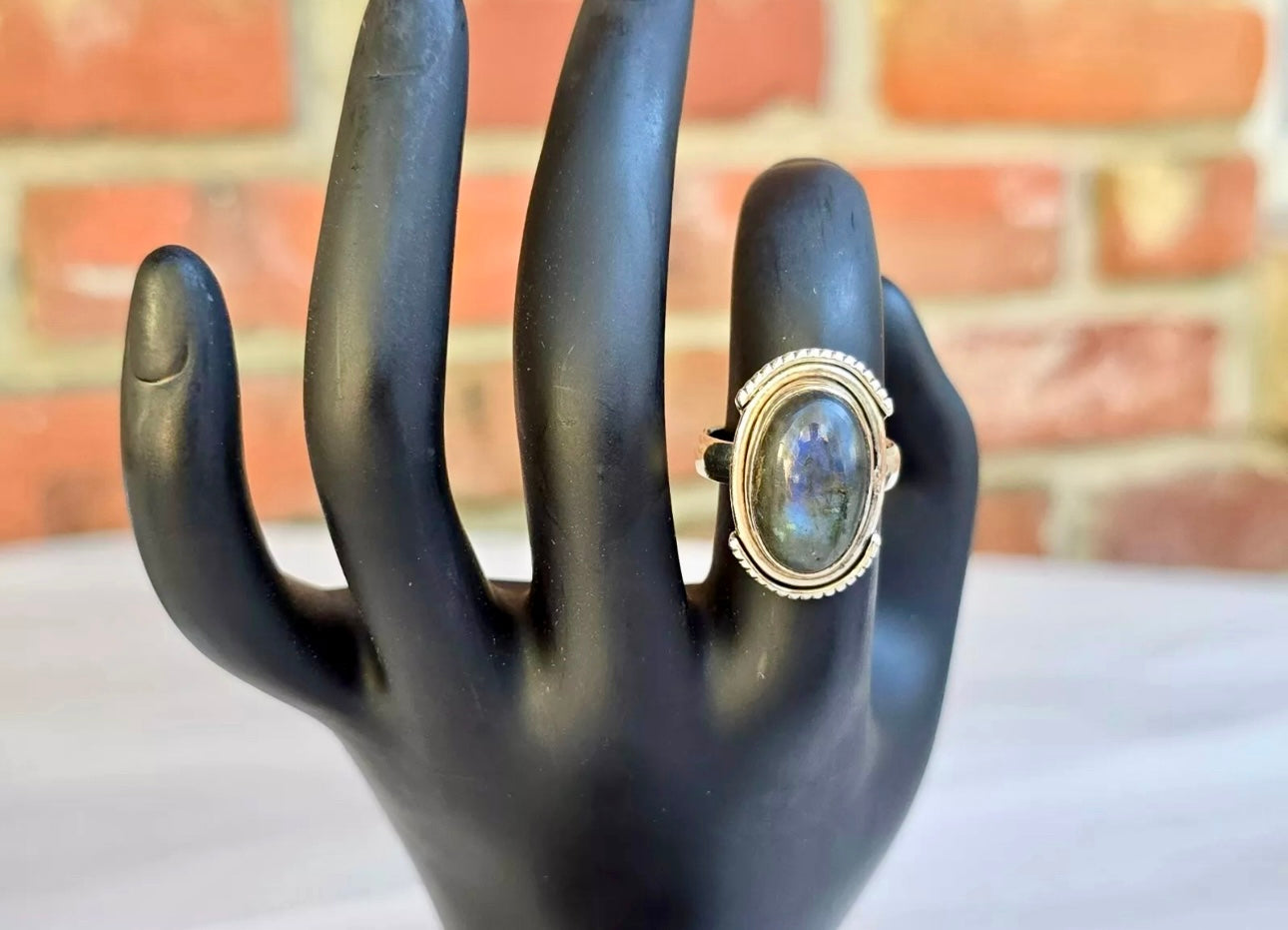 VINTAGE Labradorite Cabochon Ring Sterling Silver Size 7 US - Fine BOHO Stone Piece - JazzyJewelbyAmina 