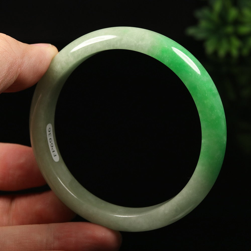 VINTAGE Large Jadeite Green Jade Bangle Size 61mm F925 - JazzyJewelbyAmina 