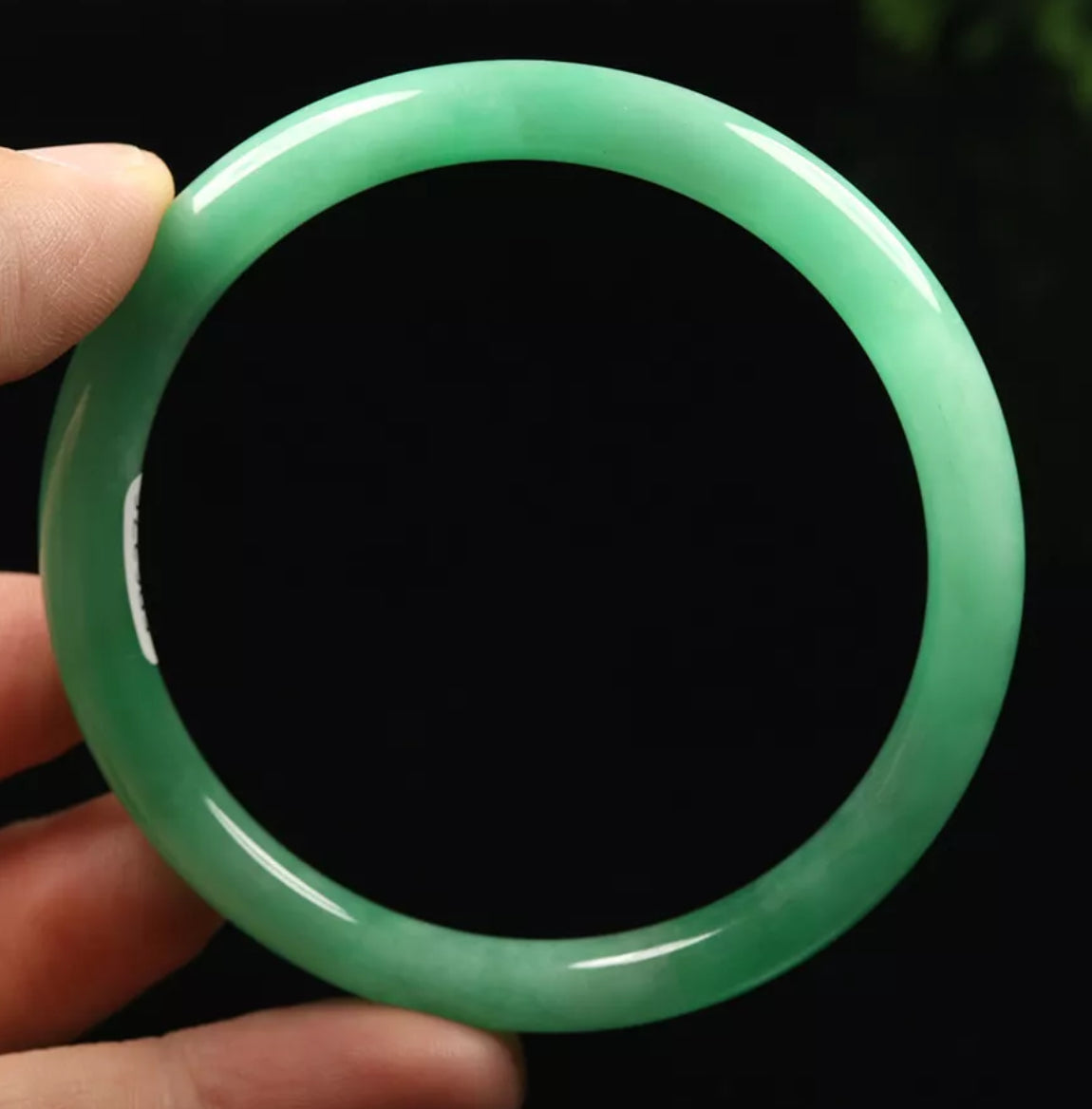 VINTAGE Large Jadeite Green Jade Bangle Round Princess Thin Cut Size 60mm Y376 - JazzyJewelbyAmina 