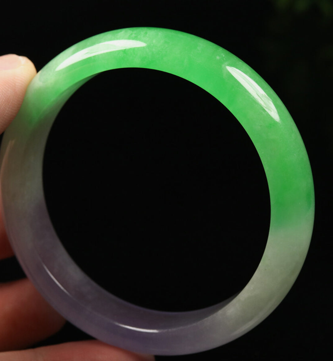 VINTAGE Medium Jadeite Green/Lavender Jade Bangle Size 59MM S270 - JazzyJewelbyAmina 