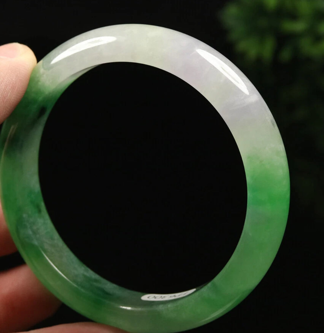 VINTAGE Medium Jadeite Green Lavender Icy Jade Bangle Size 59mm U653