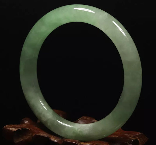 VINTAGE Medium Icy Jadeite Green Jade Bangle Size 58mm Round Princess Cut O543 - JazzyJewelbyAmina 