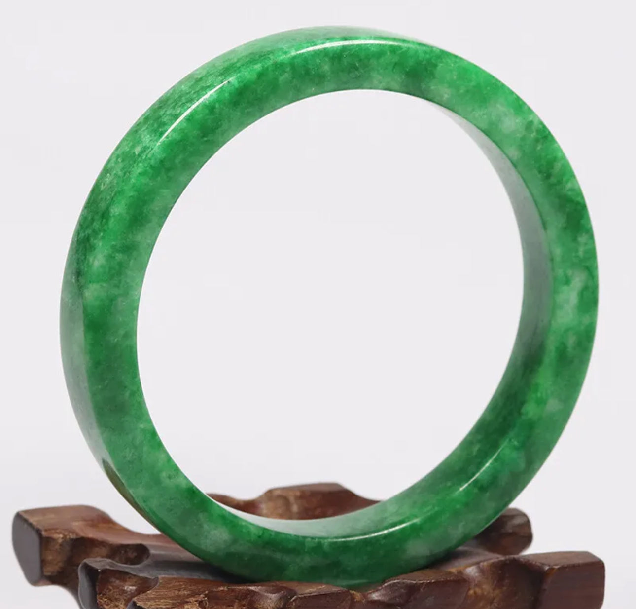 VINTAGE Large Jadeite Green Jade Bangle Size 63mm M955 - JazzyJewelbyAmina 
