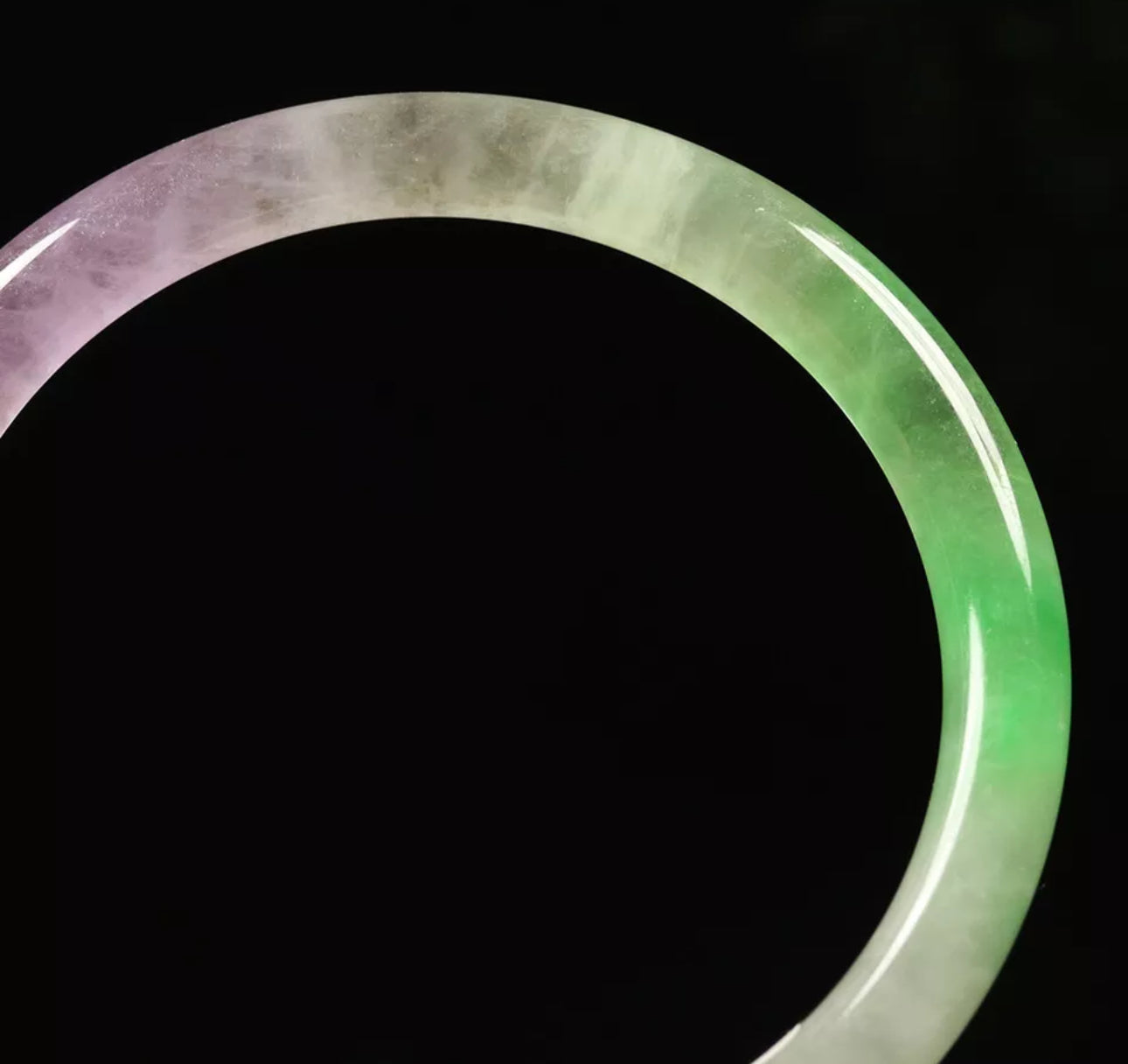 VINTAGE Small Jadeite Green/Lavender/White Icy Jade Bangle Size 56mm Round Princess Cut G041 - JazzyJewelbyAmina 