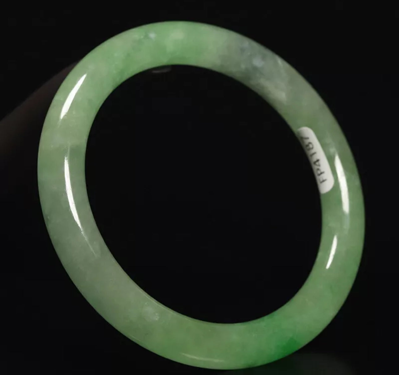 VINTAGE Medium Jadeite Green Jade Bangle Size 57mm Round Princess Cut M427 - JazzyJewelbyAmina 