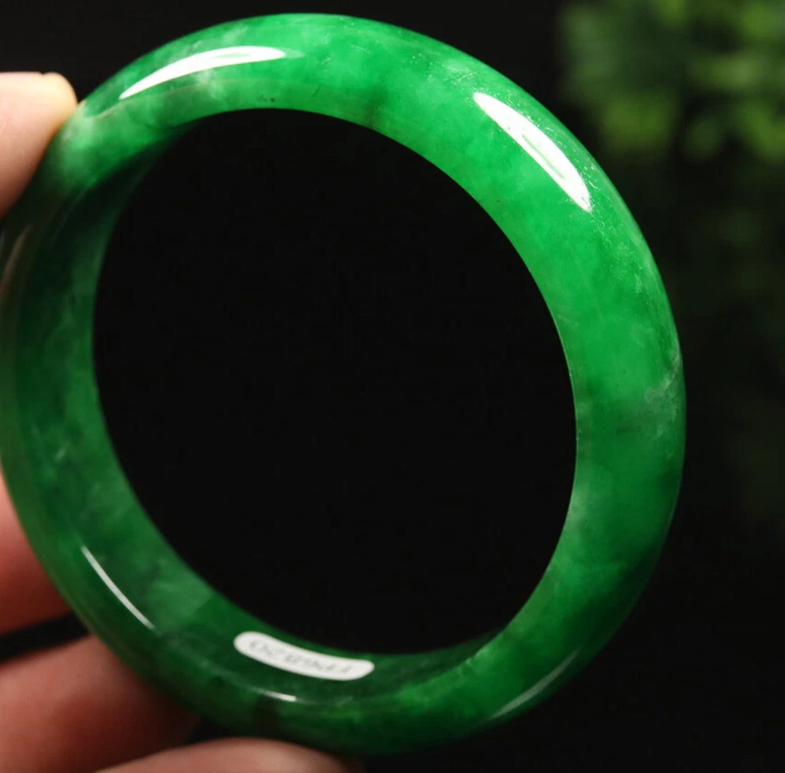 VINTAGE Medium Jadeite Green Jade Bangle Size 59mm Emerald Green! A693 - JazzyJewelbyAmina 