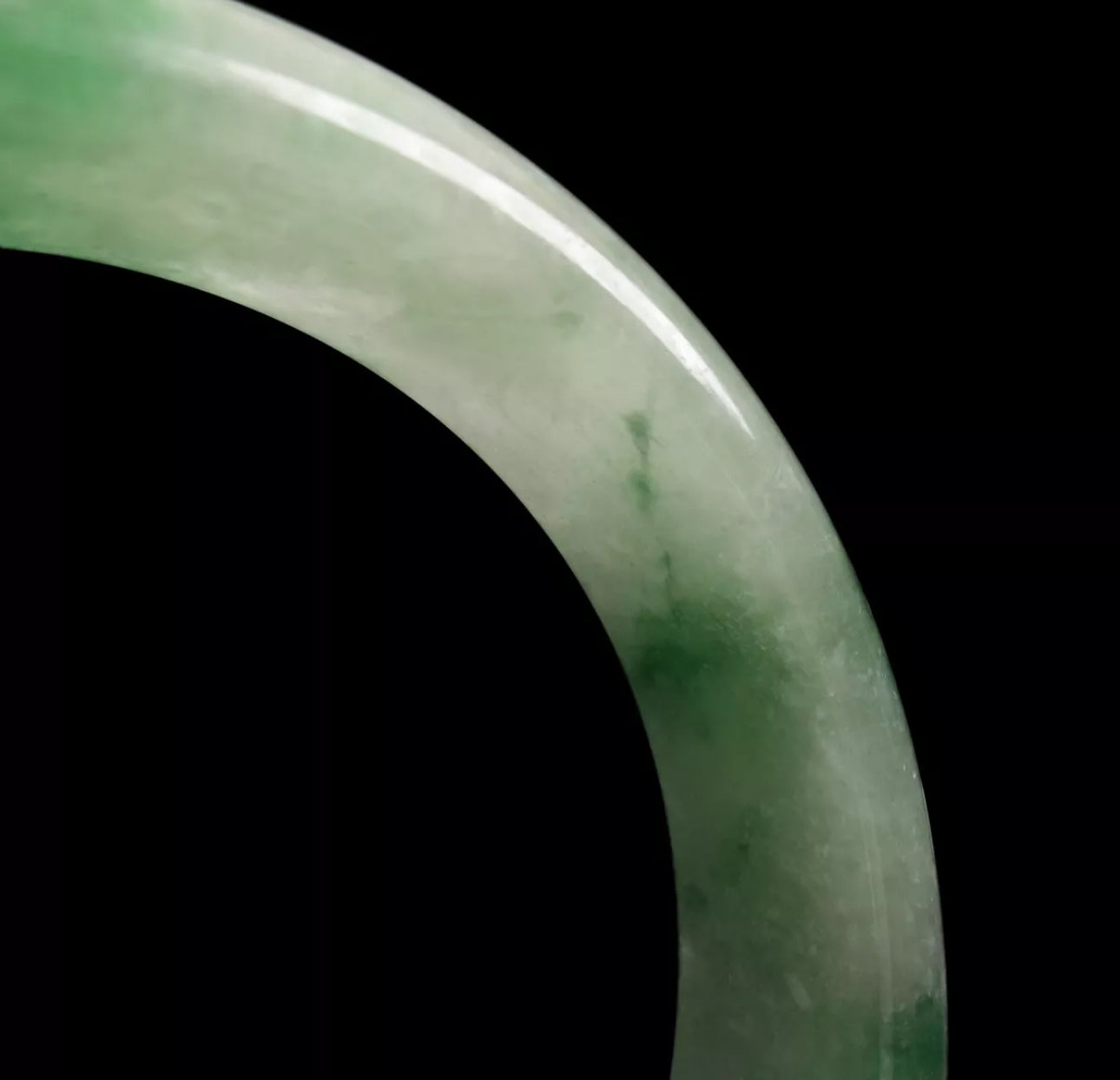 VINTAGE Medium Jadeite Green Jade Bangle Size 58mm Y577 - JazzyJewelbyAmina 