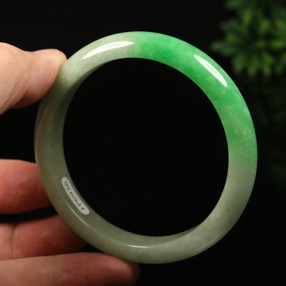 VINTAGE Large Jadeite Green Jade Bangle Size 61mm F925 - JazzyJewelbyAmina 