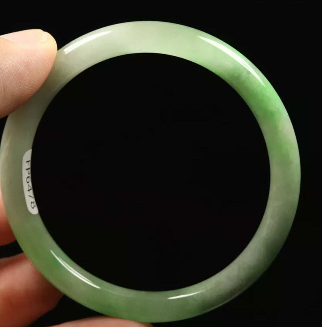 VINTAGE Small Jadeite Green/White Jade Bangle Size 55mm Round Princess Cut J009 - JazzyJewelbyAmina 